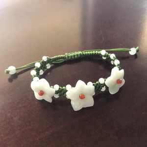 100% natural Jadeite Jade Handcrafted Bracelet
